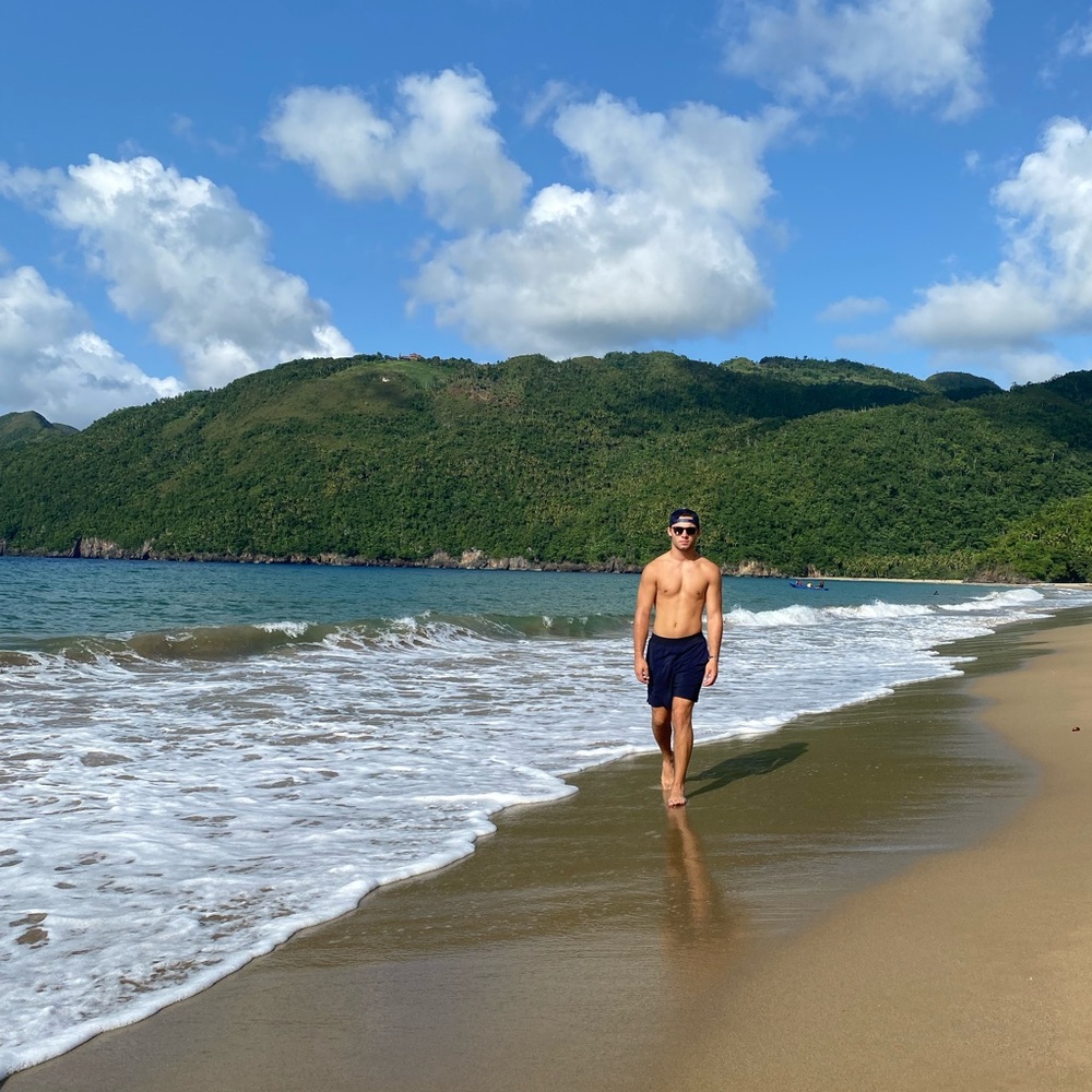 Meet your Posher, Tristin